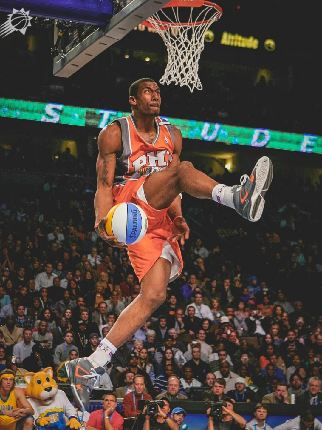 骇人听闻的篮球赛事令人震惊不已(少年骇客14国语高清)